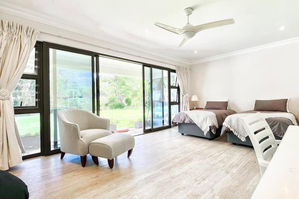 Luxurious, Spacious & Apartment *